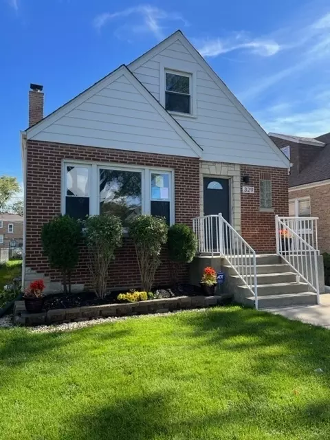 329 Granville Ave, Bellwood, IL 60104