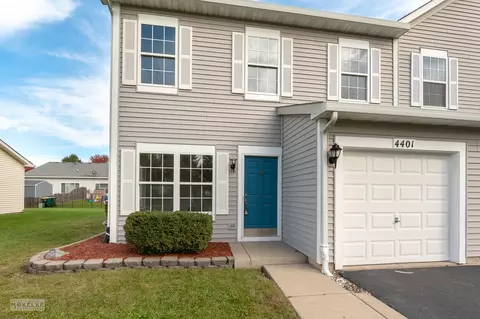 4401 Cummins St, Plano, IL 60545