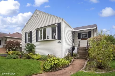 139 S Pick Ave, Elmhurst, IL 60126