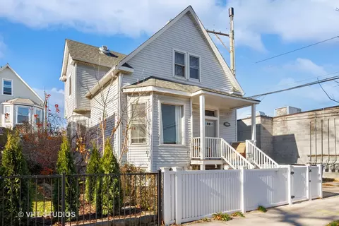 3942 N Albany Ave, Chicago, IL 60618