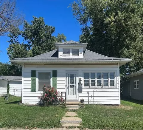 409 W Newton St, Paris, IL 61944