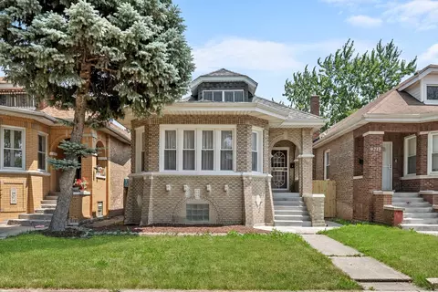 9217 S May St, Chicago, IL 60620 photo 2