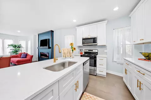 9217 S May St, Chicago, IL 60620 photo 11