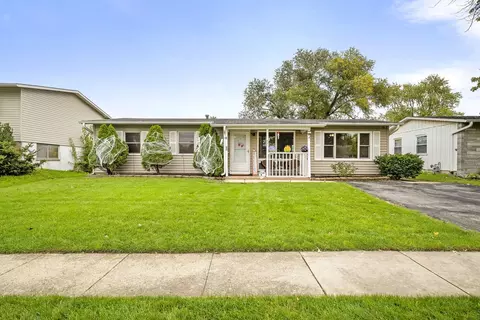 421 Glen Ave, Romeoville, IL 60446