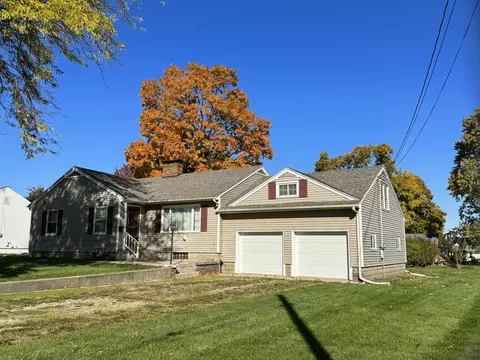 555 E Central Ave, Princeton, IL 61356