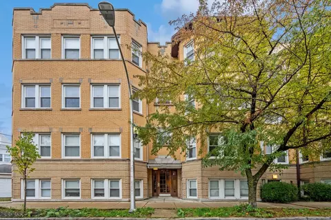 2829 N Woodard St #1C, Chicago, IL 60618