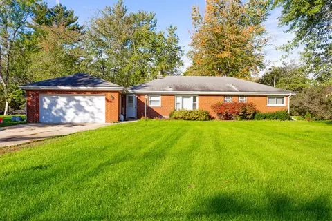 24318 S Thorn Creek Ln, Crete, IL 60417
