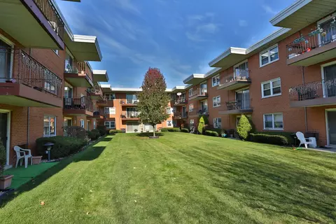 5432 W Windsor Ave #1E, Chicago, IL 60630
