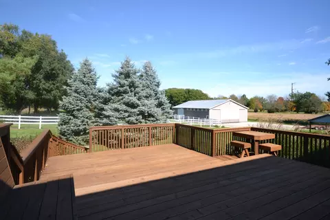 41 W038 Bowes Rd, Elgin, IL 60124 photo 21
