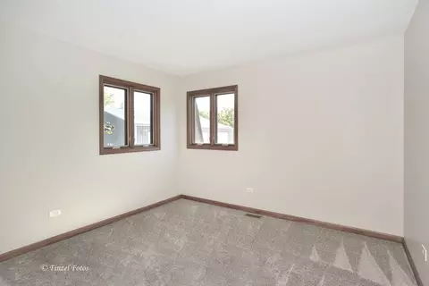 41 W038 Bowes Rd, Elgin, IL 60124 photo 12