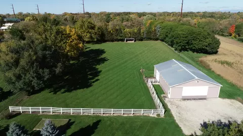 41 W038 Bowes Rd, Elgin, IL 60124 photo 36