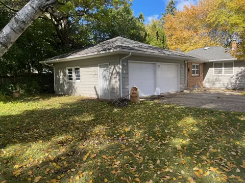 3343 Wesleyan Ave, Rockford, IL 61108