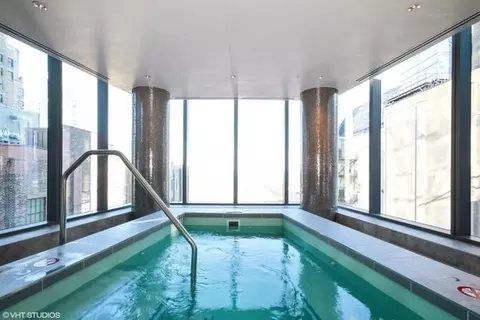 Exterior - 60 E Monroe St #3901, Chicago, IL 60603 photo 4 of 6