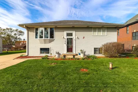 1158 S Luther Ave, Lombard, IL 60148