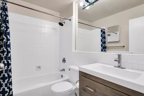 40 E 9th St #1401, Chicago, IL 60605 photo 24