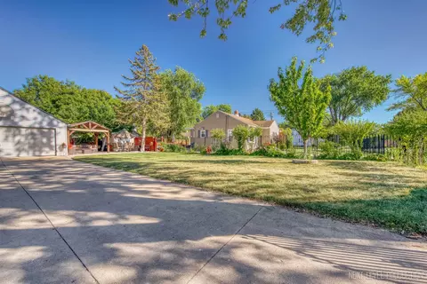 544 Terry Ave, Aurora, IL 60506 photo 3