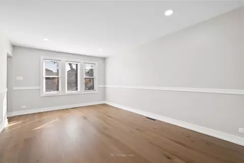 650 E 101st St, Chicago, IL 60628 photo 9