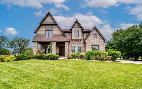 11616 Flagstone Turn, Frankfort, IL 60423