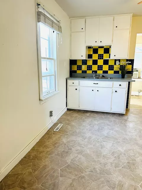 609 Mohawk St, Joliet, IL 60432 photo 7