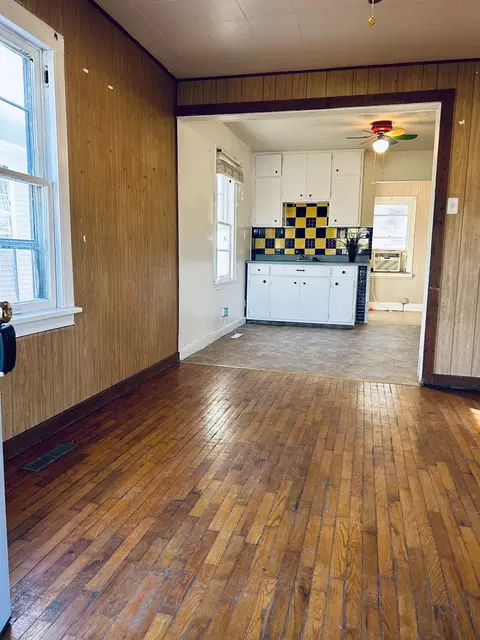 609 Mohawk St, Joliet, IL 60432 photo 6