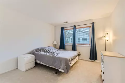 1408 Tulip Ct #A2, Wheeling, IL 60090 photo 11