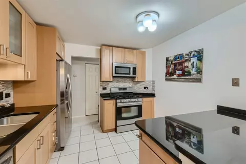 1408 Tulip Ct #A2, Wheeling, IL 60090 photo 7