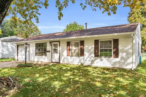 308 E Highlands Dr, Urbana, IL 61801