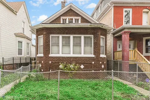 719 N Lockwood Ave, Chicago, IL 60644