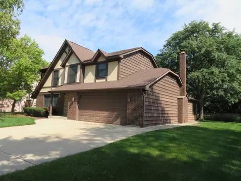 1349 Wessling Dr, Northbrook, IL 60062