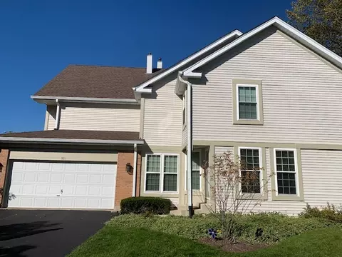 321 Cimarron Rd E, Lombard, IL 60148 photo 1