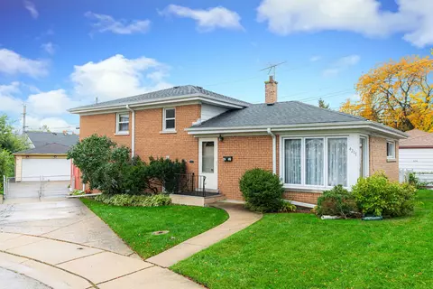 4217 N Mobile Ave, Chicago, IL 60634