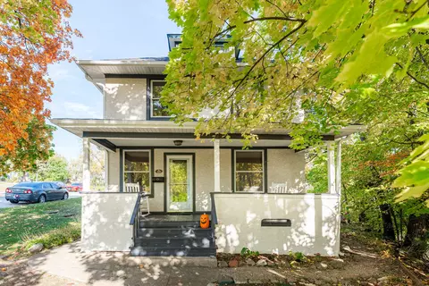 420 W Highland Ave, Elgin, IL 60123