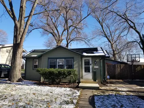 2305 Hermon Ave, Zion, IL 60099