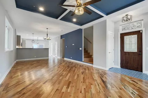 30 S Waller Ave, Chicago, IL 60644 photo 2