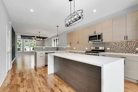 30 S Waller Ave, Chicago, IL 60644 photo 4