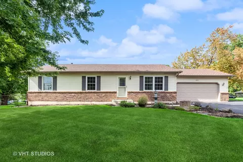 1912 Irene Rd, Lake Holiday, IL 60548