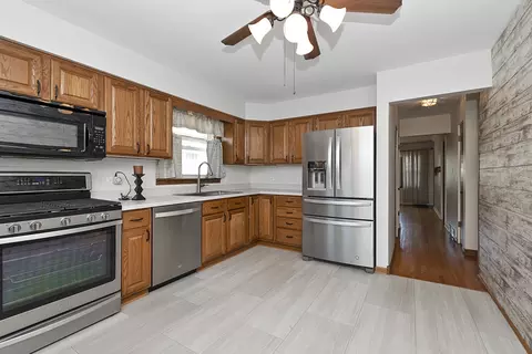 7703 W 66th St, Summit, IL 60501 photo 10