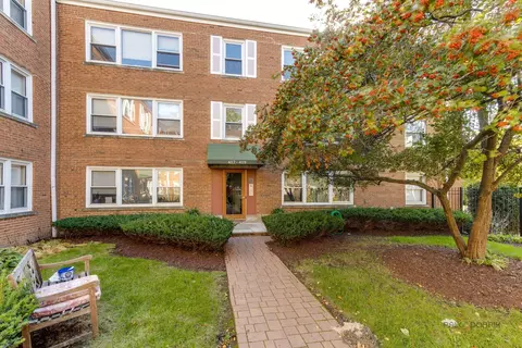 417 Custer Ave #2, Evanston, IL 60202 photo 1