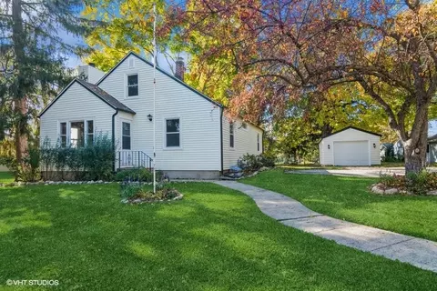 534 S Main St, Elburn, IL 60119