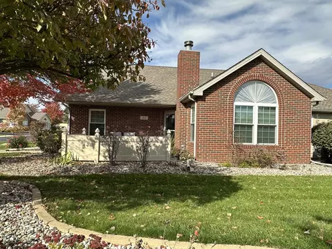 213 Steeplechase Cir #213, Bourbonnais, IL 60914