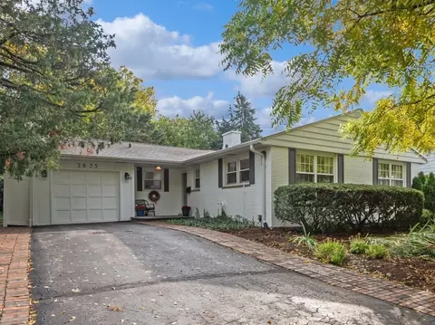 2635 Princeton Ave, Evanston, IL 60201