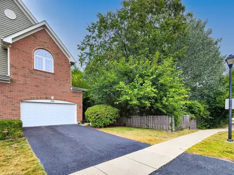 206 W Fairview Way, Palatine, IL 60067