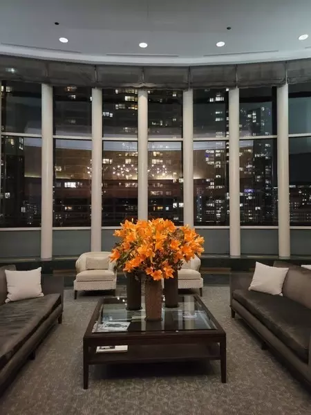 100 E Huron St #3401, Chicago, IL 60611 photo 4