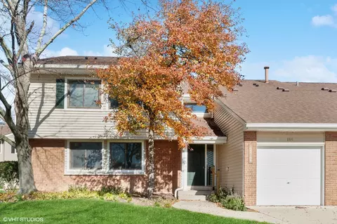 106 W Fabish Dr #106, Buffalo Grove, IL 60089