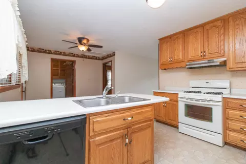411 Priscilla Ln, Bloomington, IL 61704 photo 16