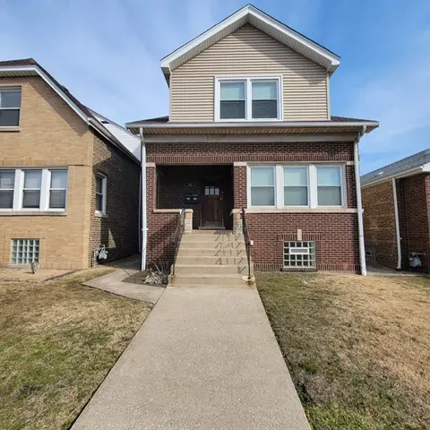 Exterior - 11049 S Avenue L, Chicago, IL 60617 photo 2 of 5