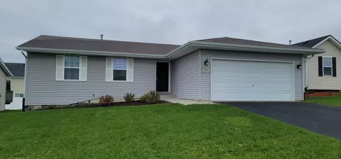 3030 Merseyshire Ln, Machesney Park, IL 61115