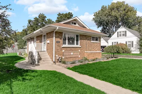 1103 W Richmond St, Joliet, IL 60435