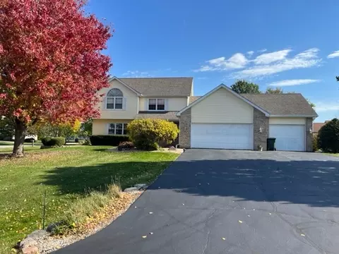 5709 N Ruth Ave, Monroe Center, IL 61052