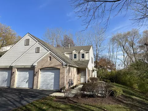 1951 Heron Ave #A, Schaumburg, IL 60193